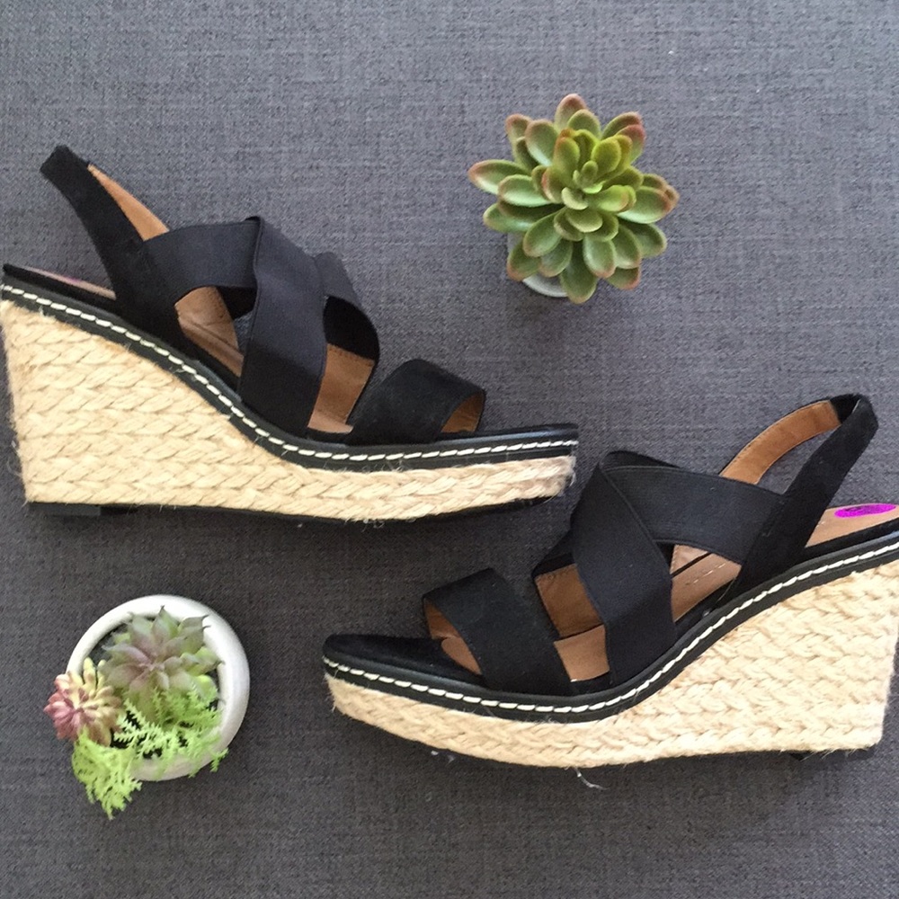 Franco Sarto Deandra Wedges Size 8.5 New